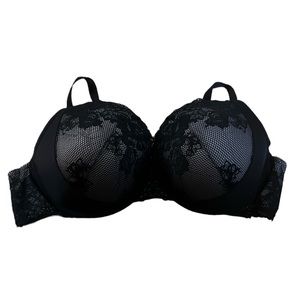 Torrid‎ Women’s Bra Push Up Plunge Black Lace Padded Sexy Size 44DD